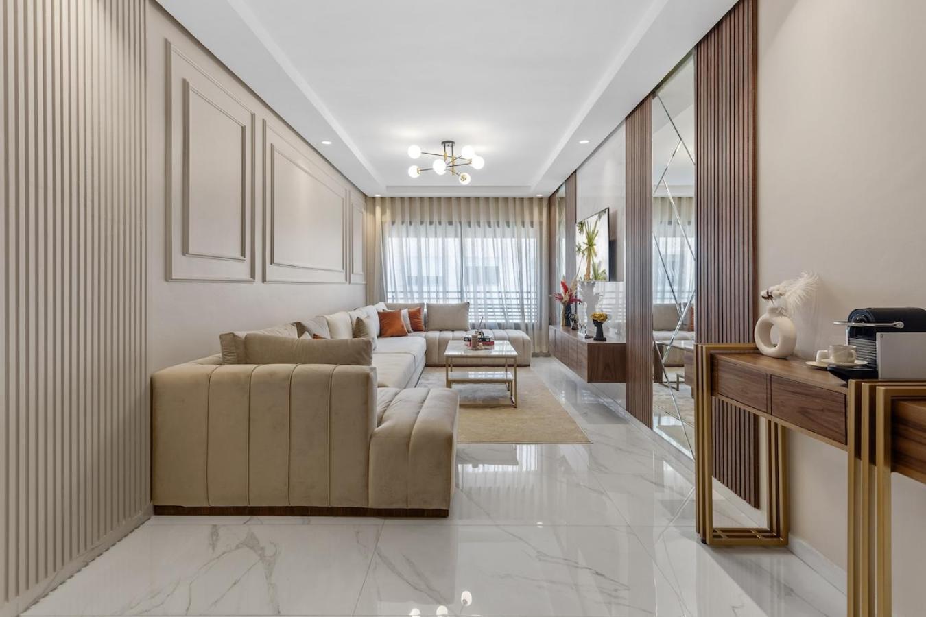 Your Moroccan 2 Bed Unit In Casablancas Cultural Hub *
